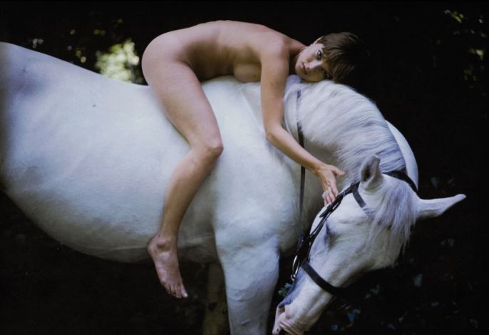 nan-goldin-kate-moss-on-her-white-horse-as-lady-godiva nan-goldin-kate-moss-on-her-white-horse-as-lady-godiva