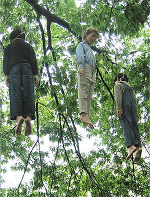 maurizio-cattelan-untitled maurizio-cattelan-untitled