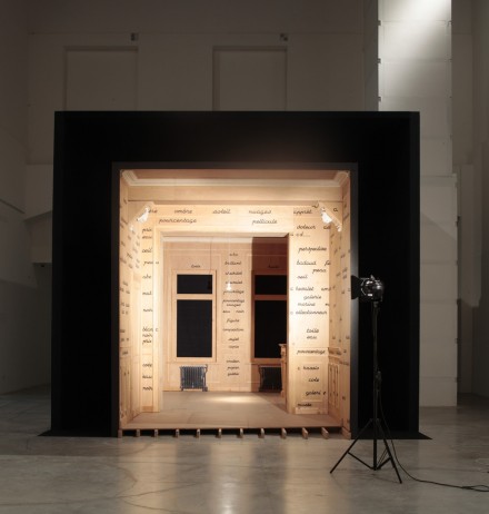 Marcel Broodthaers-installation view-Marcel Broodthaers. L’espace de l’écriture-MAMbo Marcel Broodthaers-installation view-Marcel Broodthaers. L’espace de l’écriture-MAMbo