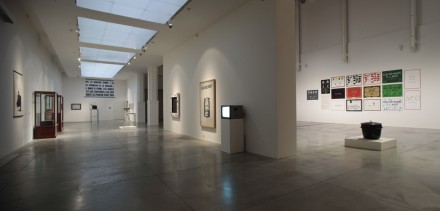 Marcel Broodthaers-installation view-Marcel Broodthaers. L’espace de l’écriture-MAMbo Marcel Broodthaers-installation view-Marcel Broodthaers. L’espace de l’écriture-MAMbo