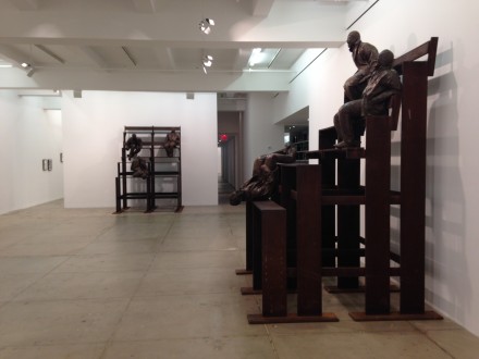 Juan MuÃ±oz, Thirteen Laughing at Each Other (2001)