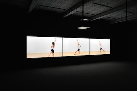 Rineke Dijkstra_Marian Goodman Gallery_Installation view 4