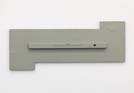 Blinky Palermo - David Zwirmer - Objekt mit Wasserwaage, Object with Spirit Level (1969-73)