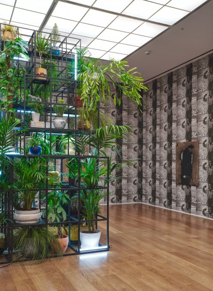 Rashid Johnson, Smile (Installation View) all images courtesy Hauser & Wirth London