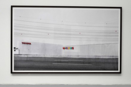 AndreasGurski_Toys'R'Us_1999-2015_CentralPavilionVeniceBiennale_SK_1.jpg