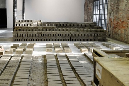 RirkritTiravanija_Untitled2015 (14086 unfired)_2015_ArsenaleVeniceBiennale_SK_1