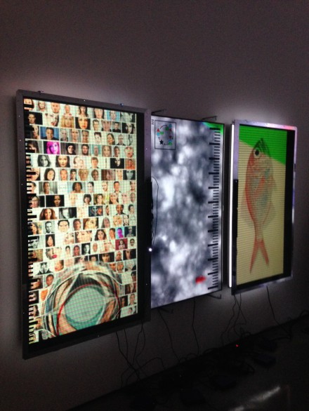 Tabor Robak, Newborn Baby (2015)