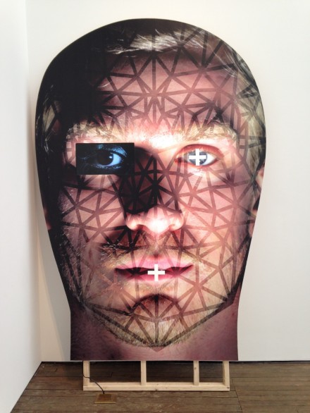 Tony Oursler, Boss (2015)