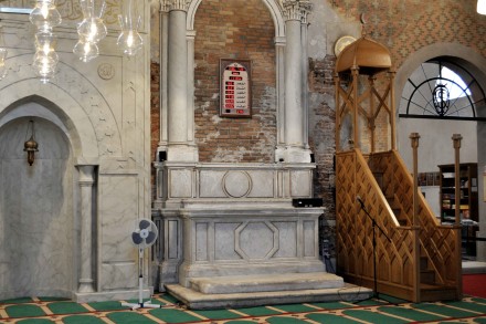 christophbüchel_mosque_islandicpavilion_sk8