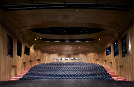 Candida Höfer, Schauspielhaus Düsseldorf I (2012), Image via Sean Kelly Gallery