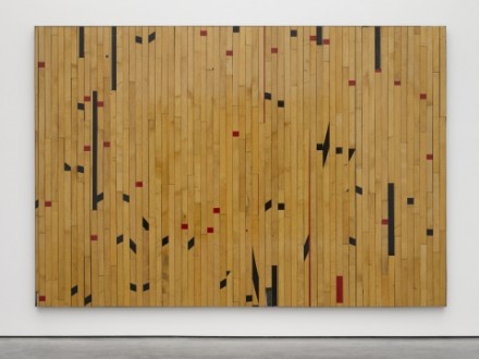 Gates_White Cube_Assembly2