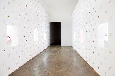 Anicka Yi, 7,070,430K of Digital Spit (Installation View), via Kunsthalle Basel