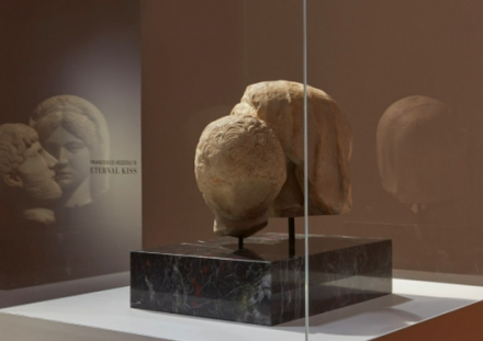 Francesco Vezzoli, Eternal Kiss (2015), via Almine Rech