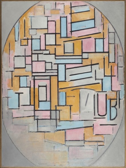 Piet Mondrian, Ovale Komposition mit Farbflächen (1914), photo courtesy Martin Gropius Bau © Gemeentemuseum Den Haag, Nie-derlande