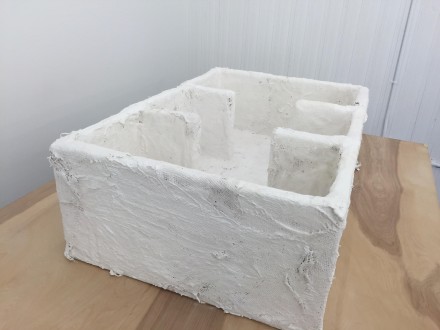 Jennifer Bornstein, Social Anxiety Behavior (2015), via Rae Wang for Art Observed