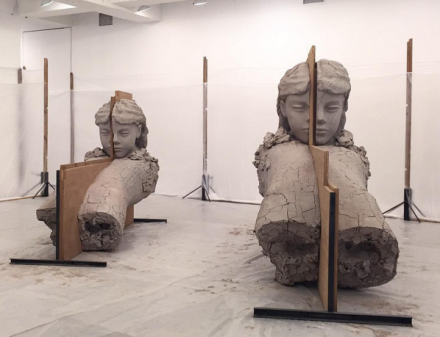 Mark Manders, Room with Unfired Clay Figures (2015), via Rae Wang for Art Observed
