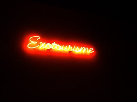 Dominique Gonzales-Foerster, Exotourisme (néon) (2002-2013), all photos via Daphné Mookherjee for Art Observed