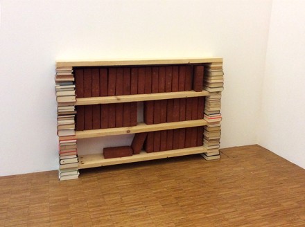 Dominique Gonzales-Foerster,  Bibliothèque (1985)