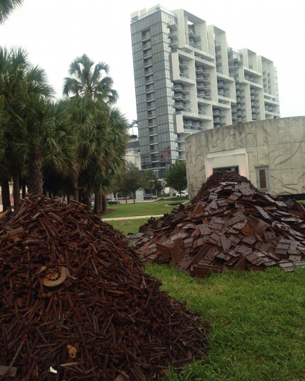 Marianne Vitale, Ace of Spades (2015)