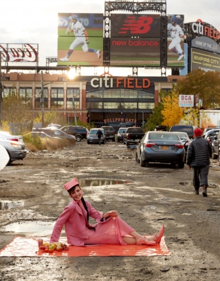 Roe Ethridge, Oslo Grace at Willets Point (2019), via Andrew Kreps