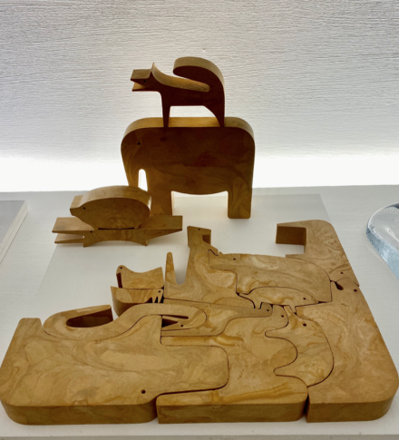 Enzo Mari, Sedici Animali, Resin in wood optic (1957).  © Quincy Childs.