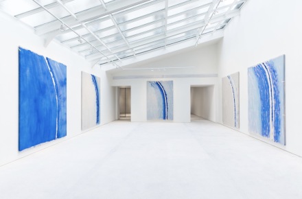 Gunther Uecker, Lichtbogen (Installation View), at Levy Gorvy