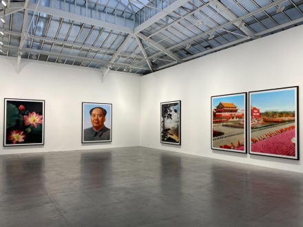 Thomas Ruff, tableaux chinois (Installation View), via Art Observed