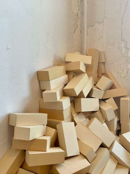 Pablo Gomez Uribe at PROXYCO, via Art Observed