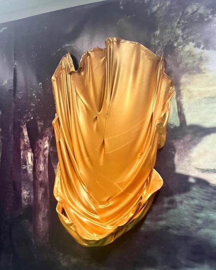 Lesley Bodzy, via Art Observed