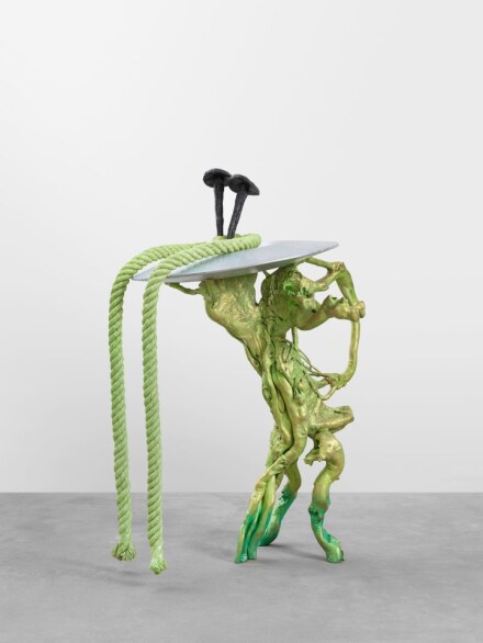 Guan Xiao, FEET, V7V bow (2023)