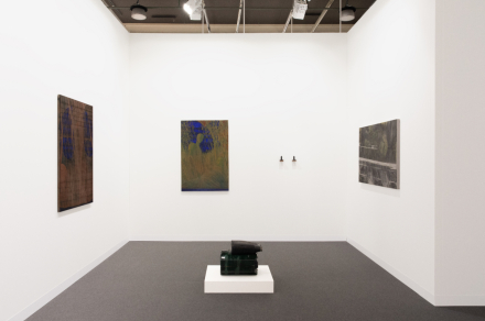 Henry Shum (izquierda); Vunkwan Tam (centro); Raha Resniya (derecha)